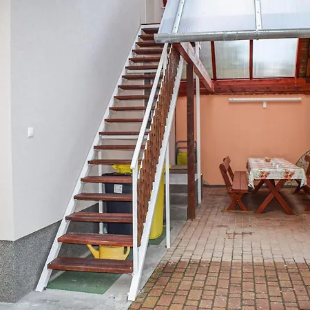 Six-bedroom Holiday In *
